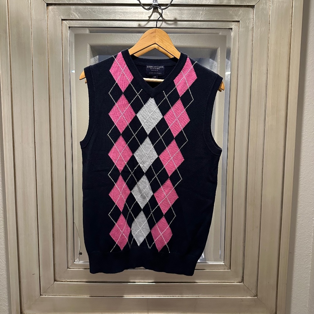 American Eagle sweater vest